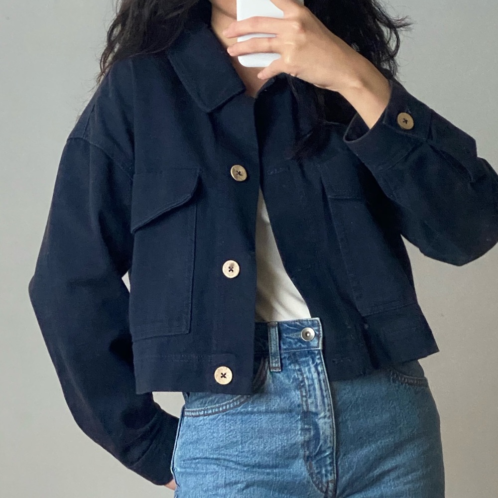 Zara cropped navy denim jacket size XS